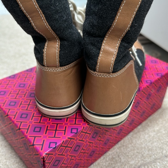 Tory Burch felt and leather shearling sneakers in size 8.5 - Picture 4 of 7